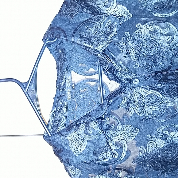 😍🍁👀NWT Boho Chic See Through Button Up Blouse - Picture 2 of 12